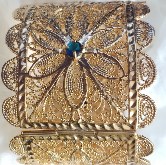 Gold Cuff/Bangle with Blue Crystal - Picture 4 of 6